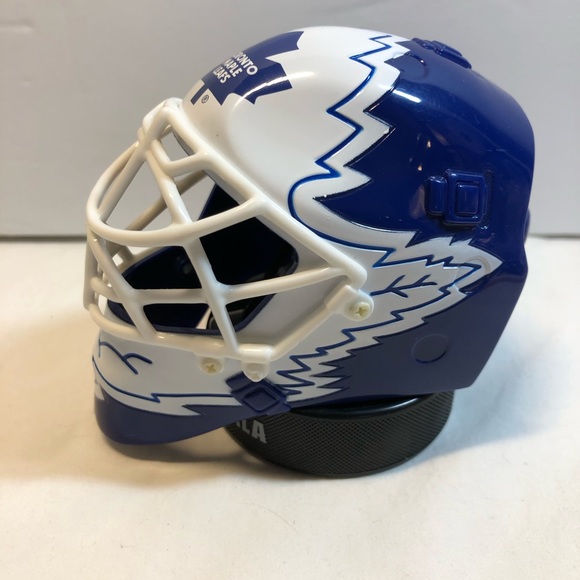 2009 McDonald's NHL Mini Goalie Mask -- Vesa Toskala Toronto Maple Leafs - Picture 4 of 9